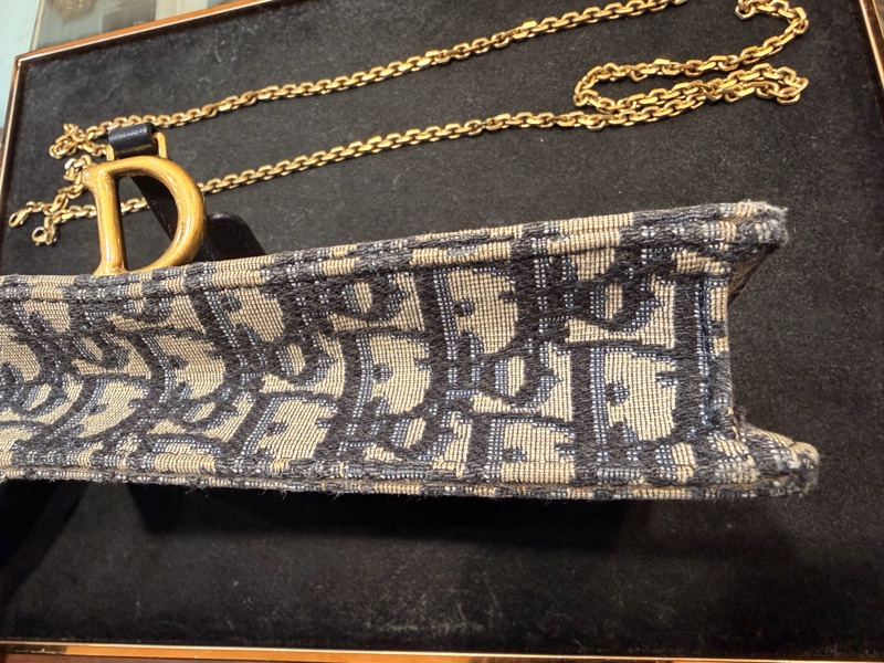 Dior saddle 藍色老花WOC斜背鏈條包-15