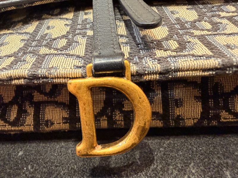 Dior saddle 藍色老花WOC斜背鏈條包-40