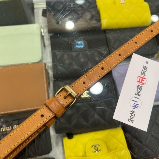 東區正精品㊣LOUIS VUITTON LV M51221 字紋前口袋拉鍊斜背包蘋果包柏芝包 RZ6391-7