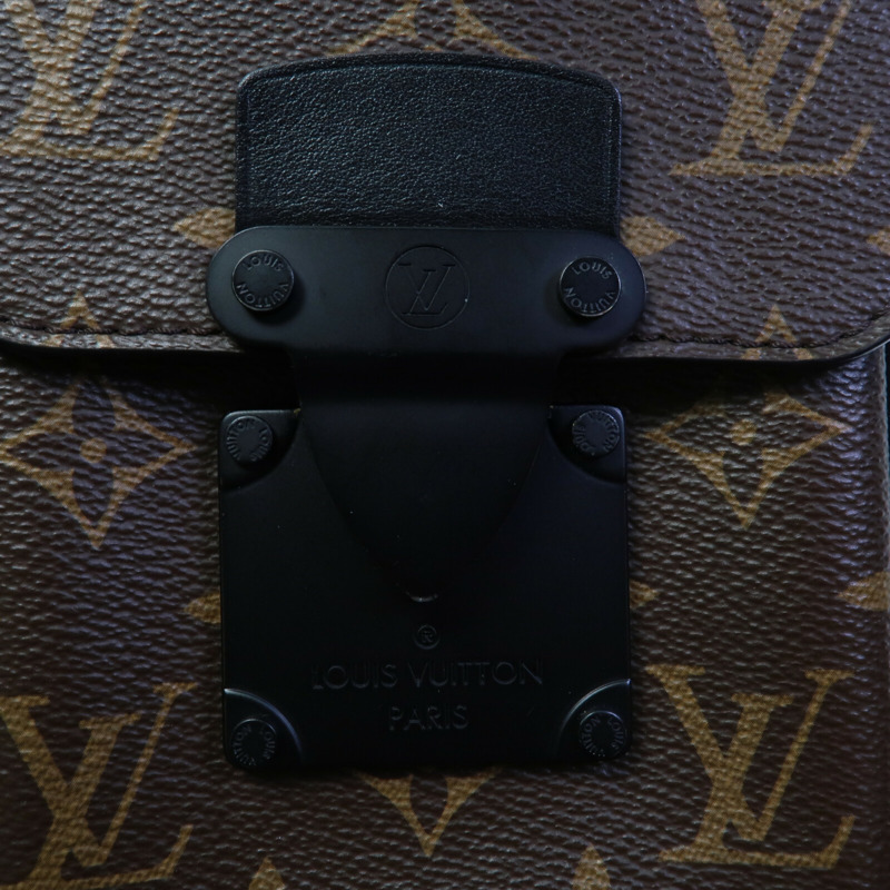 LOUIS VUITTON Monogram S-Lock Vertical肩背袋-5