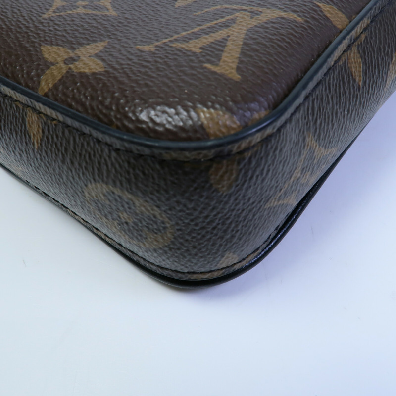 LOUIS VUITTON Monogram S-Lock Vertical肩背袋-10