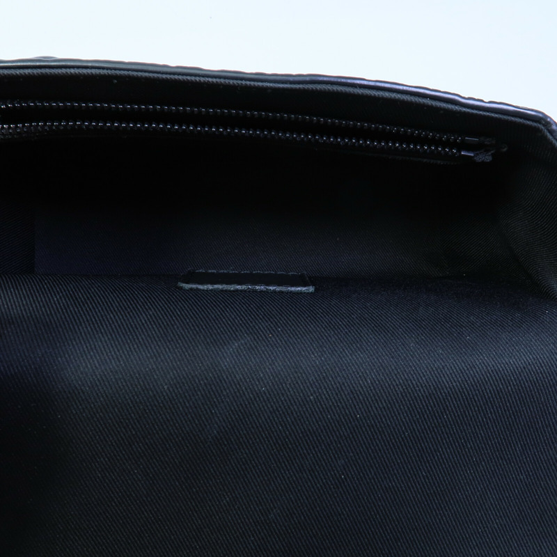 LOUIS VUITTON Monogram Taurillon Steamer Wearable Wallet肩背袋-4