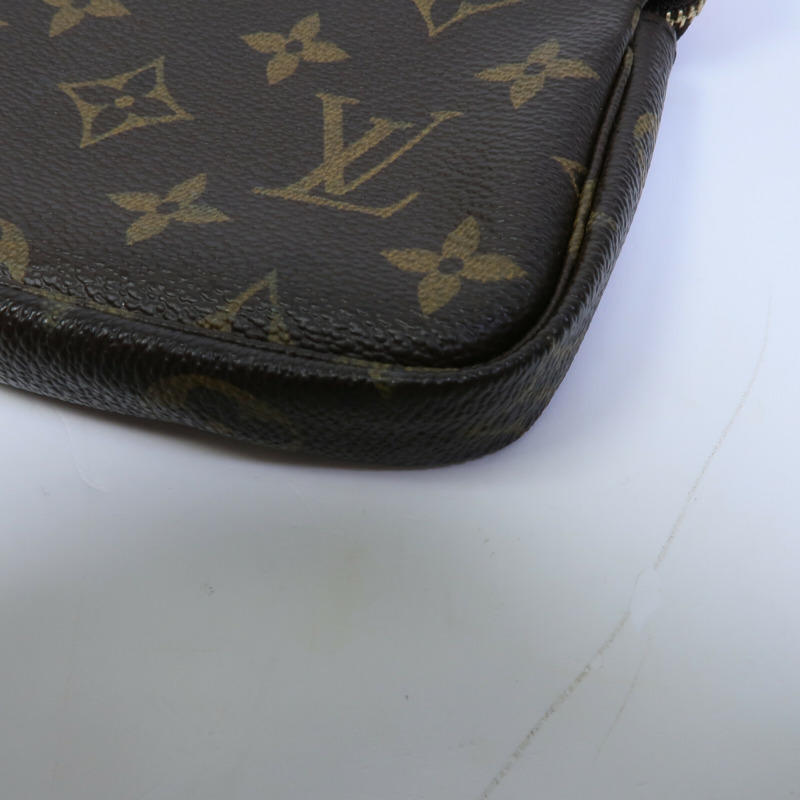 LOUIS VUITTON Monogram Mini Pochette Accessoires手挽袋-9