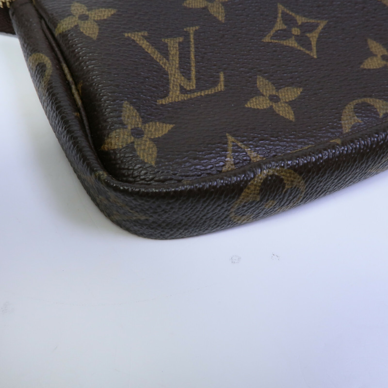 LOUIS VUITTON Monogram Mini Pochette Accessoires手挽袋-10