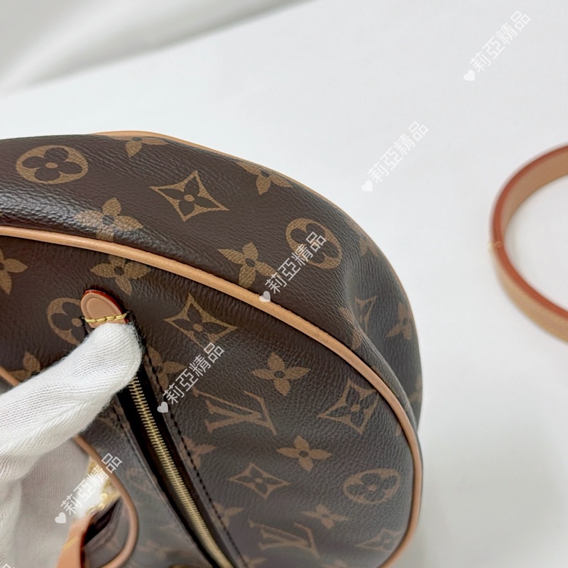莉亞精品♡ Lv 彎月包 二手美包-11