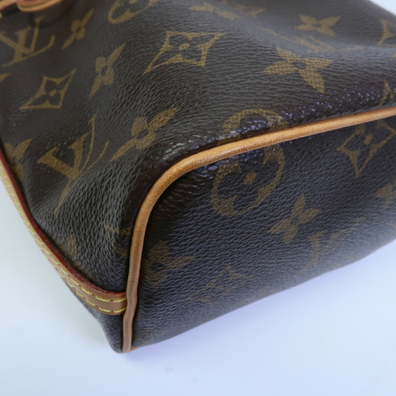 LOUIS VUITTON Monogram Nano Noe肩背袋-8