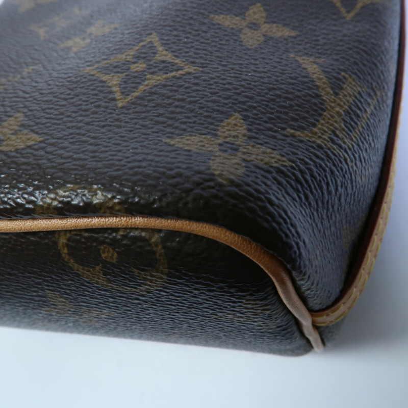 LOUIS VUITTON Monogram Nano Noe肩背袋-11
