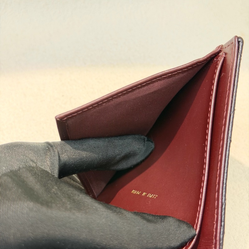 CHANEL 黑金色荔枝牛皮短夾 XC377-17