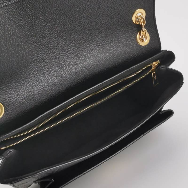 Louis Vuitton (LV) Vavin小號牛皮壓花純色鎖扣單肩包-6