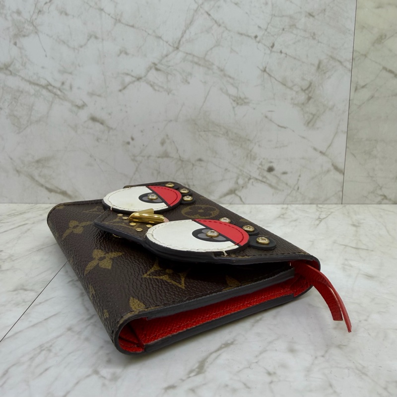 LV VICTORINE紅色白水鑽貓頭鷹短夾-3