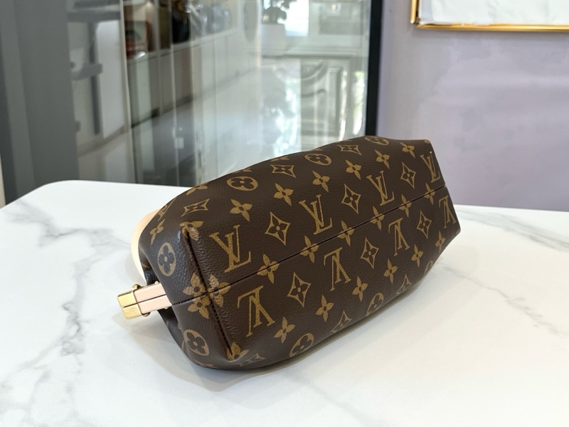 閒置新 LV 路易威登 ss23 醫生包 復古雲朵包 巴黎時裝周走秀款 腋下單肩 高級-5