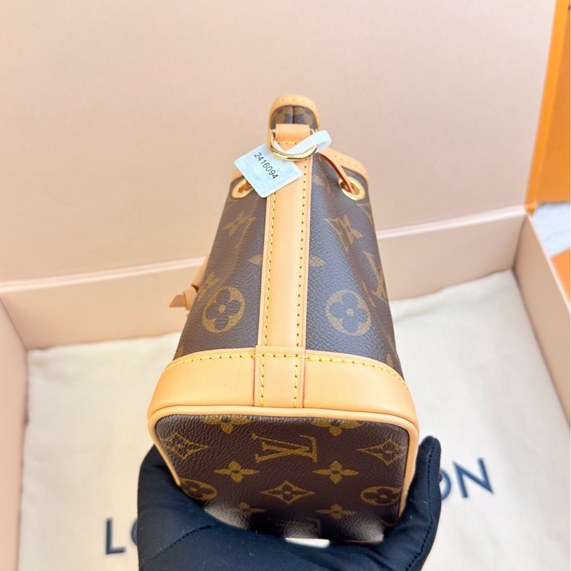 全新現貨 LV 當月票 noe小水桶老花 五金帶膜-4