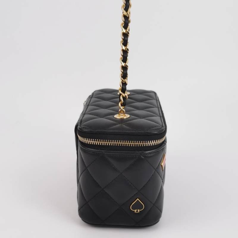 Chanel Vanity Case羊皮菱格絎縫徽章裝飾雙C標識斜挎包單肩包-3