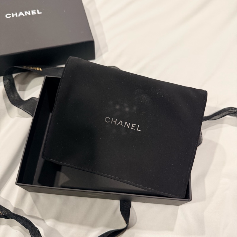 Chanel 19 mini 三折短夾 全新 黑銀 保卡款-14