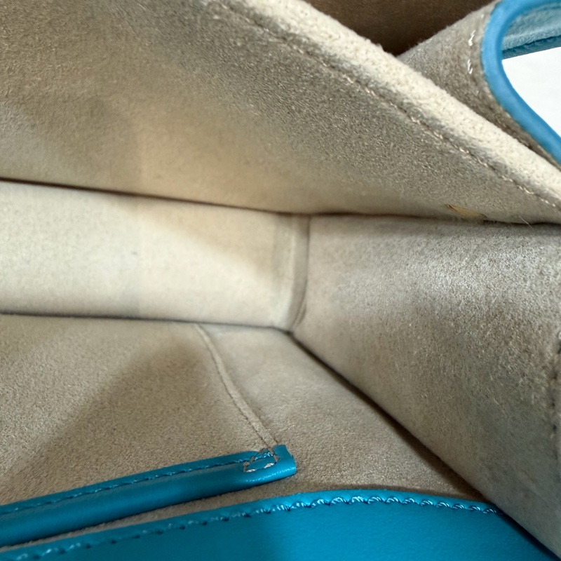 TOD'S TIMELESS 湖水藍 全皮 金釦 肩背包 斜背包 方包-44