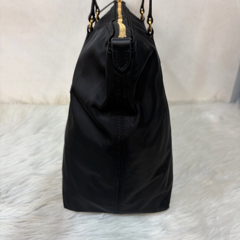 BURBERRY 8109272 金釦LOGO尼龍 肩背包 托特包-3