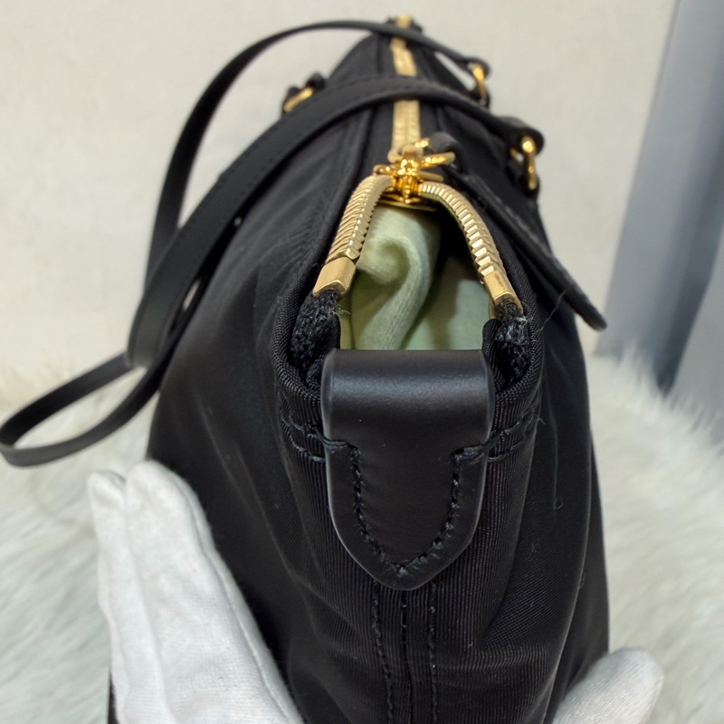 BURBERRY 8109272 金釦LOGO尼龍 肩背包 托特包-20