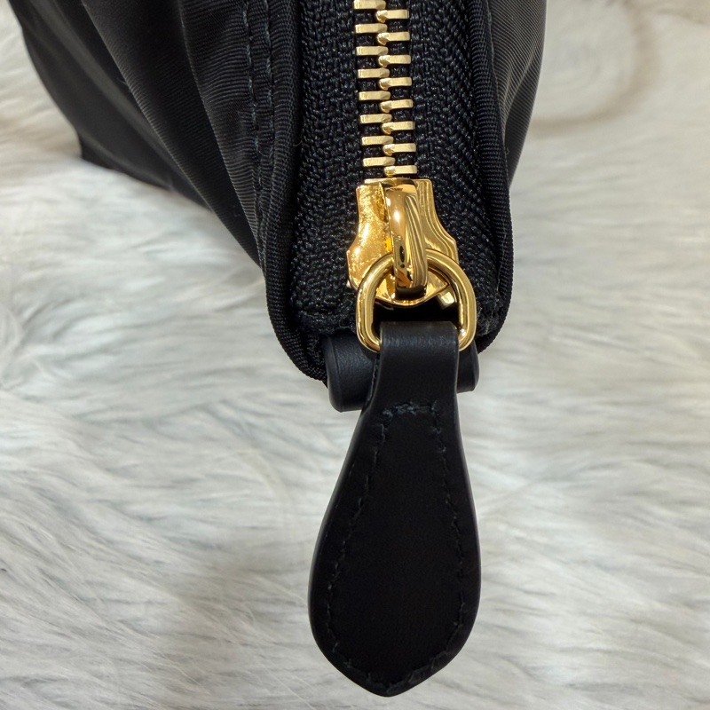 BURBERRY 8109272 金釦LOGO尼龍 肩背包 托特包-25