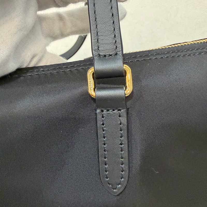 BURBERRY 8109272 金釦LOGO尼龍 肩背包 托特包-38
