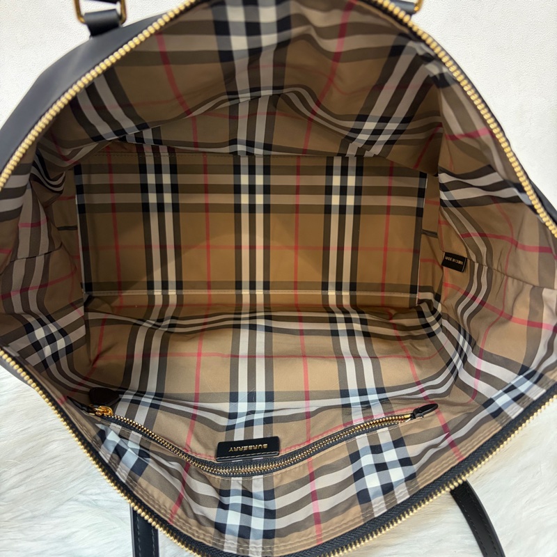 BURBERRY 8109272 金釦LOGO尼龍 肩背包 托特包-49