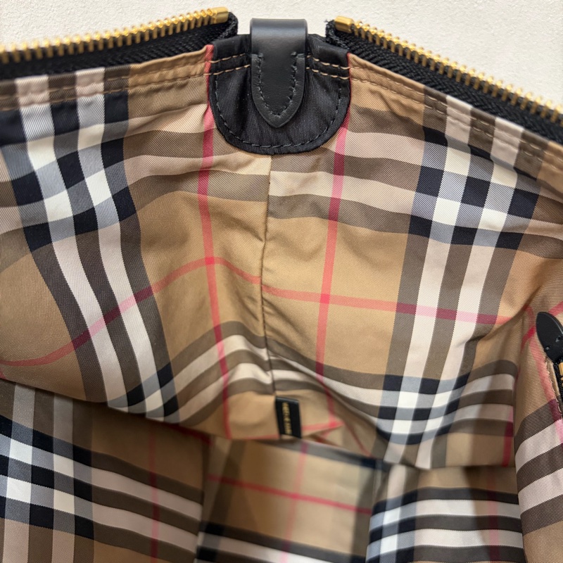 BURBERRY 8109272 金釦LOGO尼龍 肩背包 托特包-54