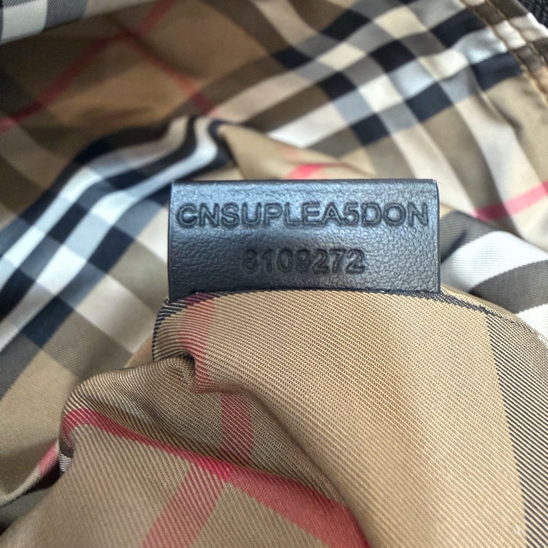 BURBERRY 8109272 金釦LOGO尼龍 肩背包 托特包-56