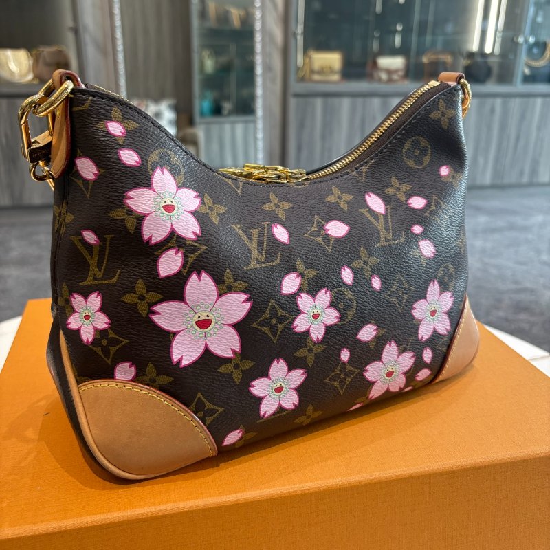*SHIHNA名牌精品* LV M13265 村上隆聯名 Boulogne Cherry Blossom 櫻花系列 PM牛角包-3