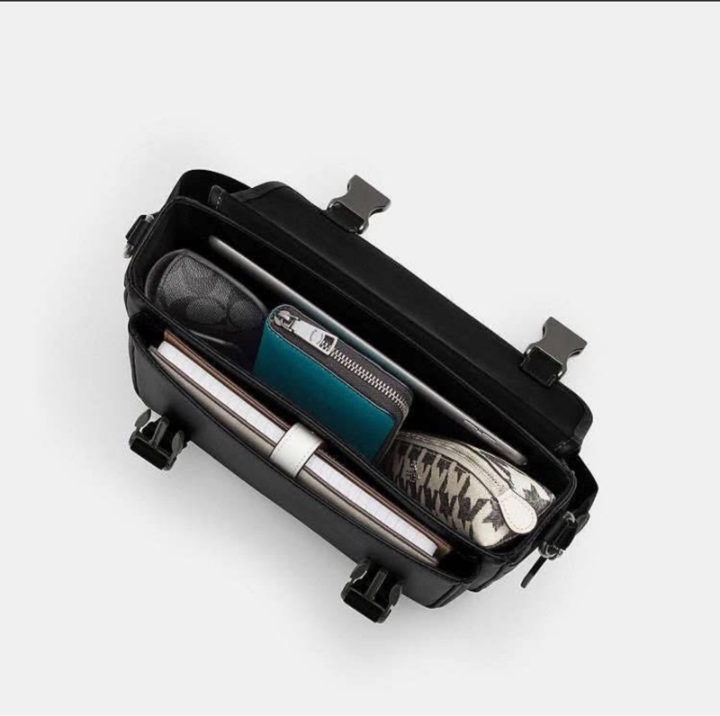 Coach Messenger 郵差包（中性可背）-6