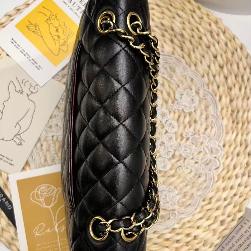 Chanel Classic Flap 25 Lambskin Bag-9