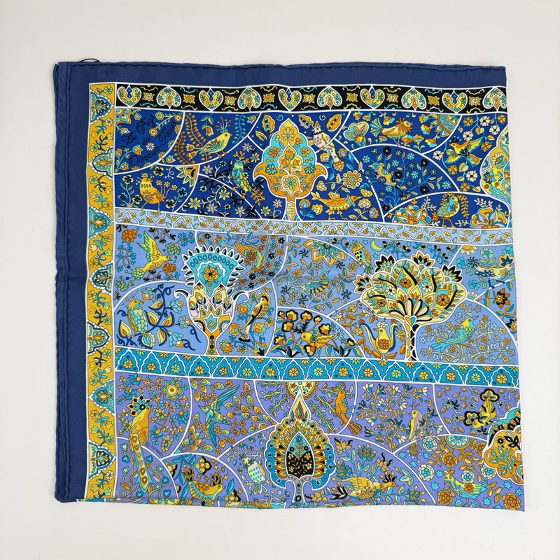 Hermes//愛馬仕 桑蠶絲絲巾 帶盒子-2