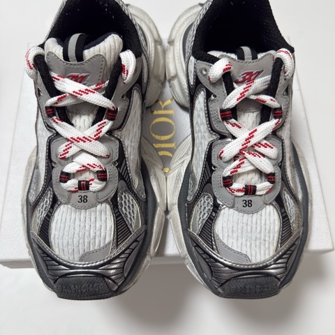Balenciaga巴黎世家3xl灰紅38碼