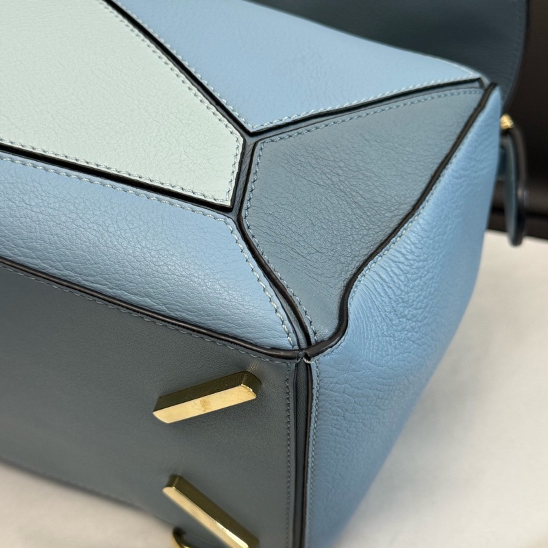 99新Loewe羅意威 藍色puzzle中號牛皮拼接幾何包手提單肩斜挎包 尺寸：29×19×12cm 。-10