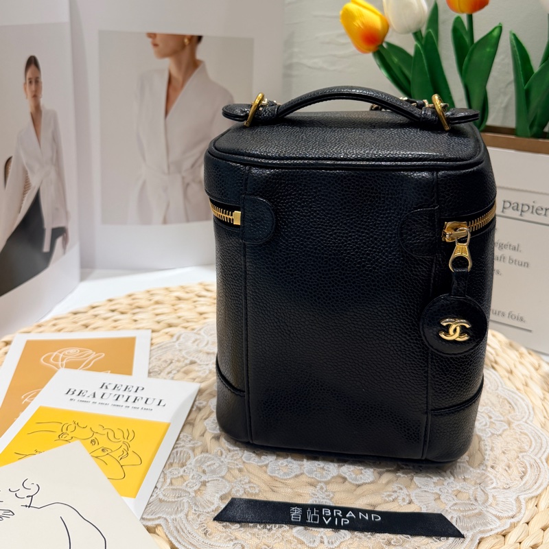 Chanel Vanity Case bag(附贈D扣 揹帶）-1
