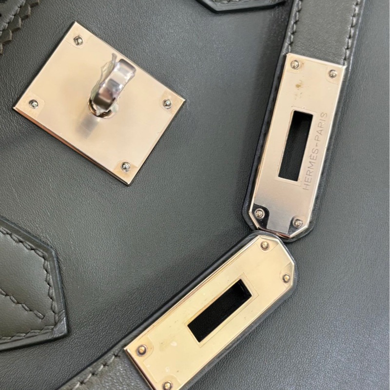 新到📍HERMES/愛馬仕 35 Ghillies 橄欖綠蕾絲絕版款淡金扣Tad皮 淡金扣框Q刻全套無票图-7