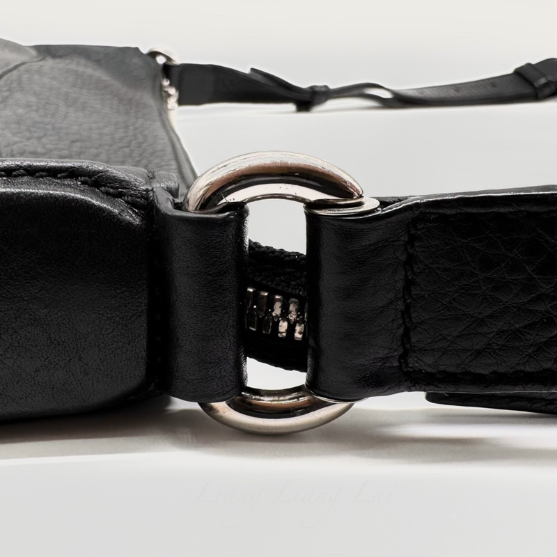 GUCCI 古馳 Soho 黑色荔枝紋牛皮斜背包｜郵差包-21