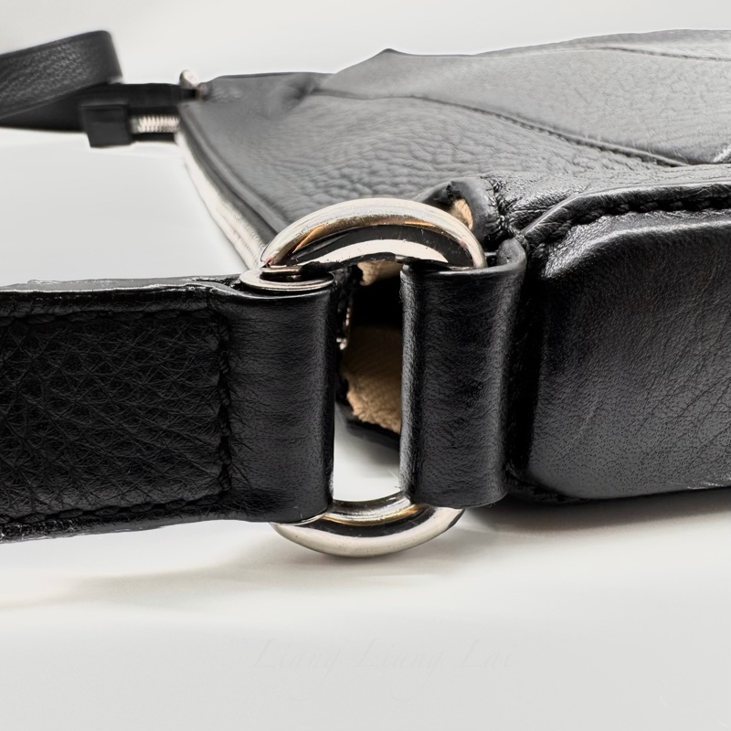 GUCCI 古馳 Soho 黑色荔枝紋牛皮斜背包｜郵差包-22