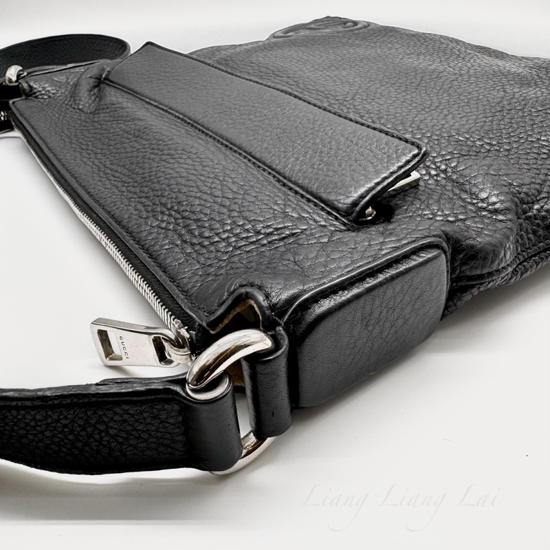 GUCCI 古馳 Soho 黑色荔枝紋牛皮斜背包｜郵差包-29