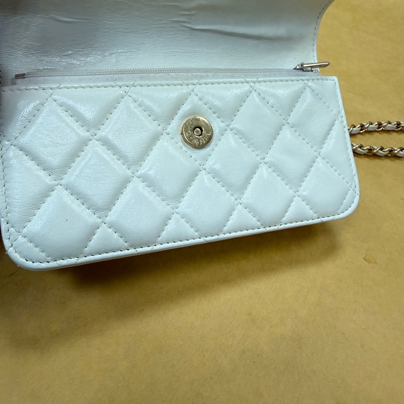 香奈兒晶片款手機包-2