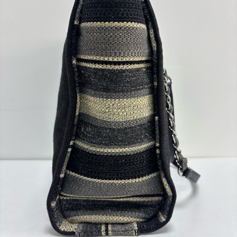 CHANEL香奈兒 小號沙灘包單肩包 鐳射26開成色非常不錯，適合夏天-2