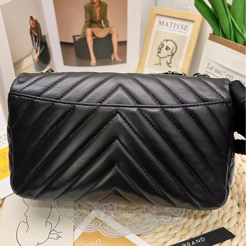 Chanel Surpique Chevron Flap Bag-6