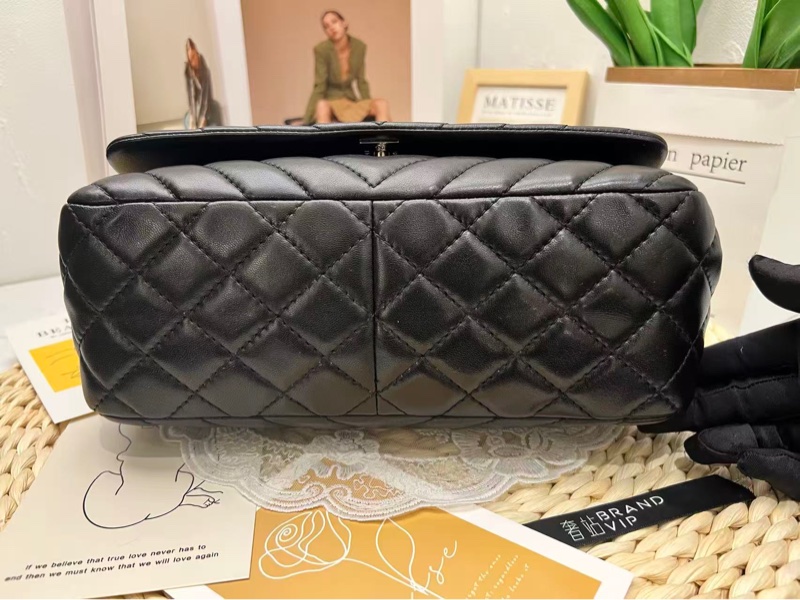 Chanel Surpique Chevron Flap Bag-7