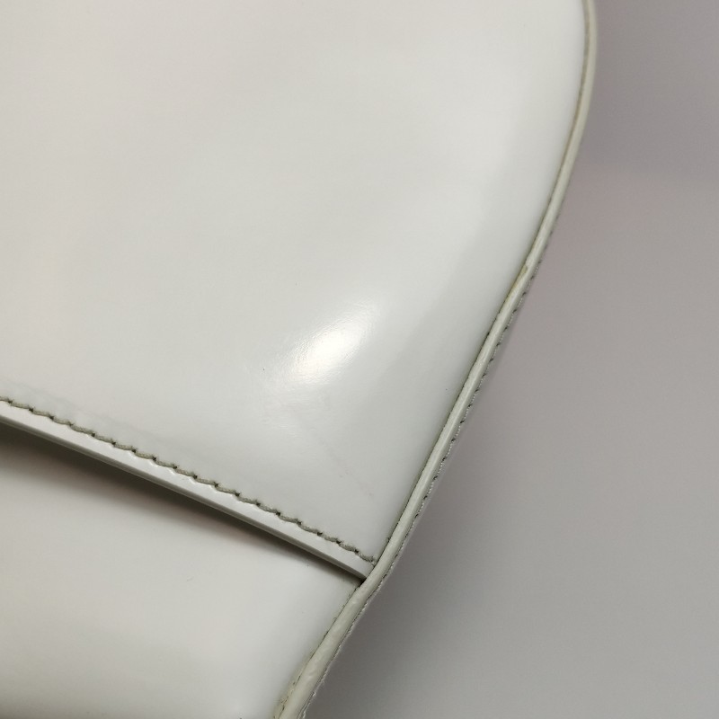 Prada Cleo牛皮白色三角標 肩背包-16