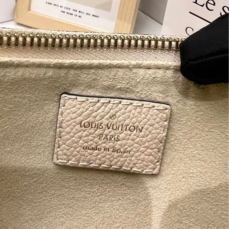 Louis Vuitton Monogram Empreinte Surene BB-26