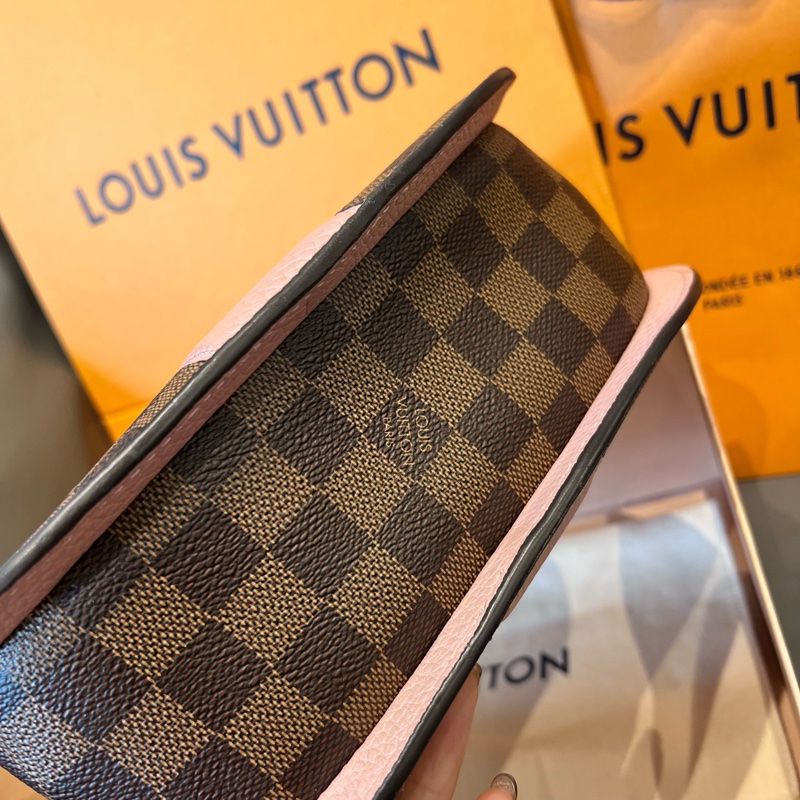 Lv/路易威登  wight系列粉色拼棕棋盤格 馬鞍包 小豬包鏈條包，成色99❤️-2
