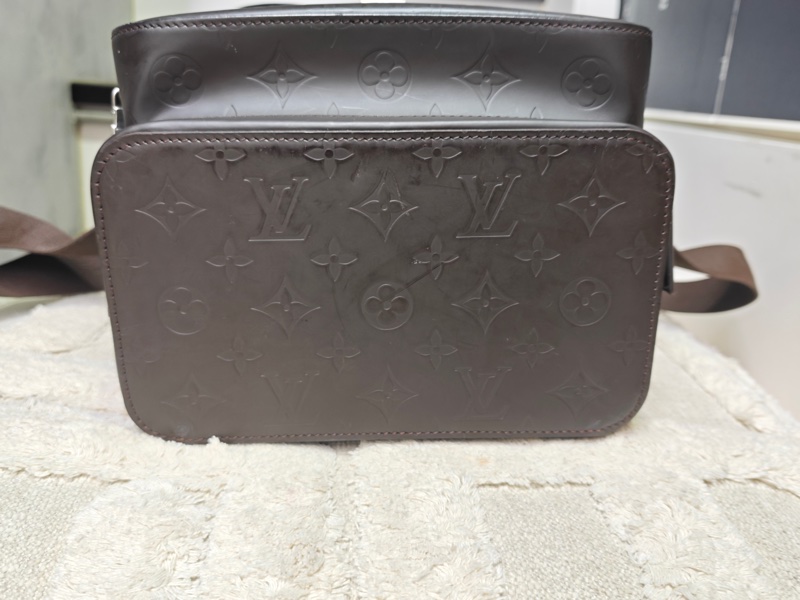 LV 全皮復古相機包-4