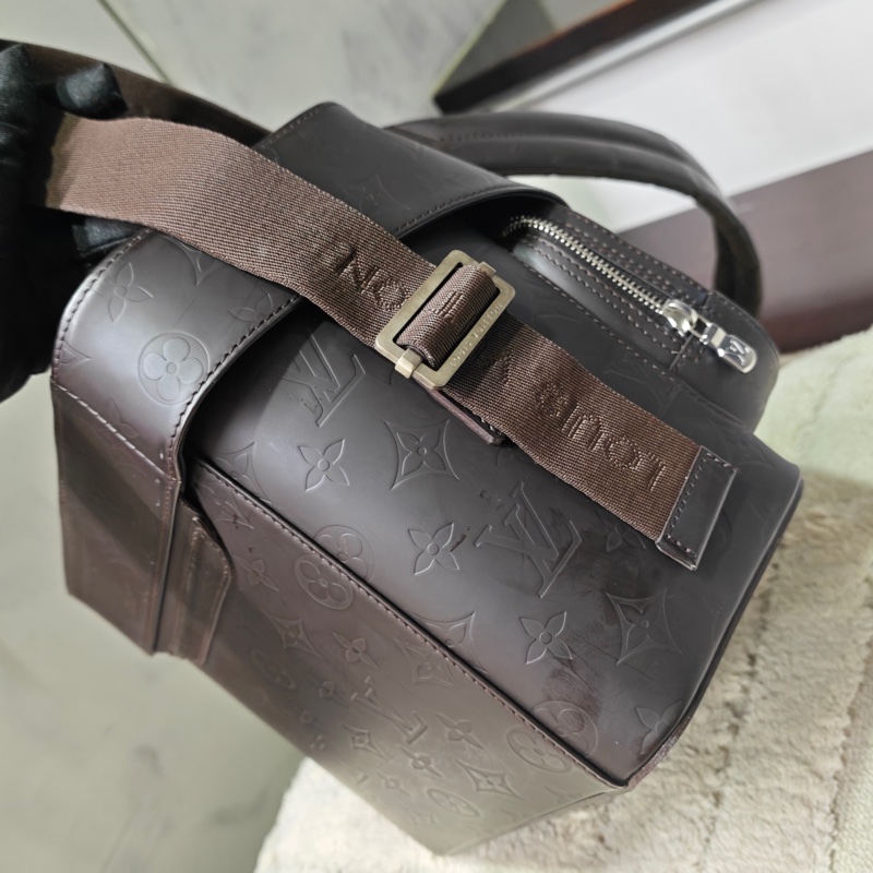 LV 全皮復古相機包-18