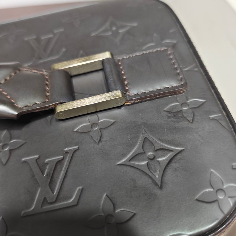 LV 全皮復古相機包-23