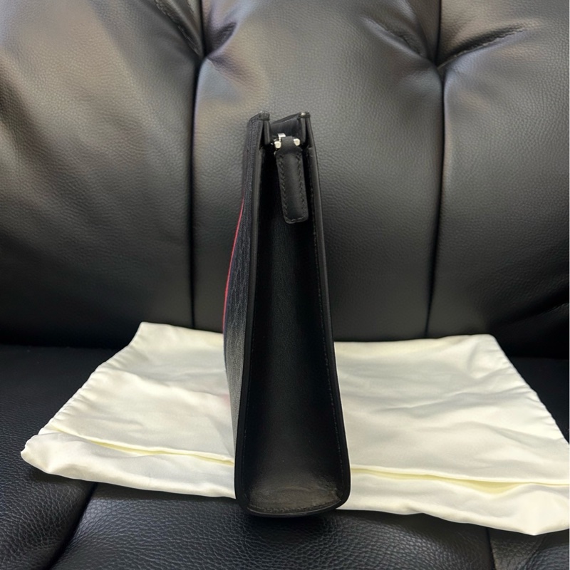 Gucci古馳！爆款黑花手包洗漱包，專櫃斷貨款-2