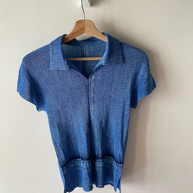 ▪️富貴選物FUGUEI▪️PP三宅一生  藍色  丹寧印刷短袖上衣-2