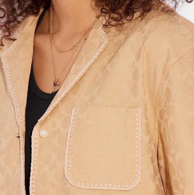 COACH滿版C印提花鉤編飾鈕扣襯衫-1